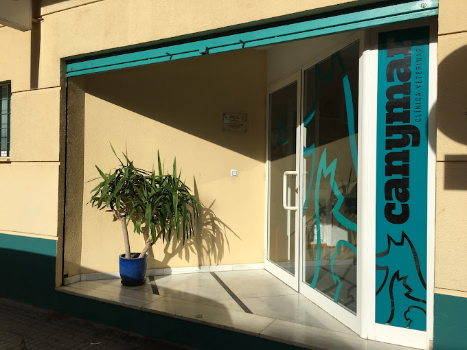 Clínica Veterinaria Canymar, mascotas y veterinaria en Cádiz